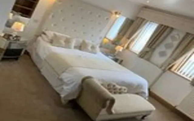 The Bessemer Hotel Carvery and Grill