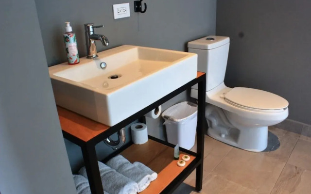 AR Luxury Suites