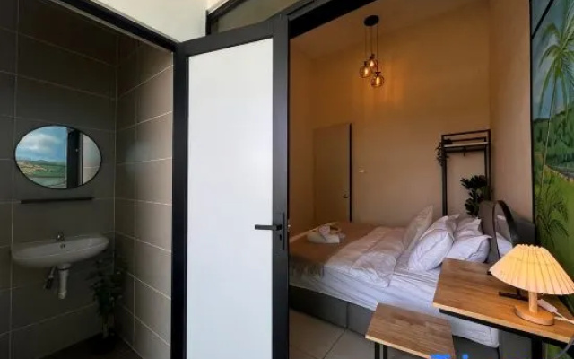Arte Private PoolVilla 8R8B 24pax 10Parkin KtV BBq – Guest Rooms – Ipoh