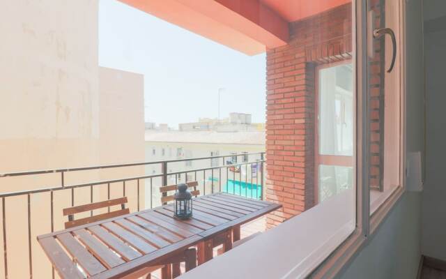 Brrand New 3 Bedroom Apartment By The Center