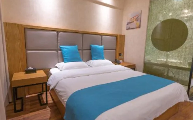 Super 8 Hotel (Luoyang Longmen High-speed Railway Station Quanyi Square)