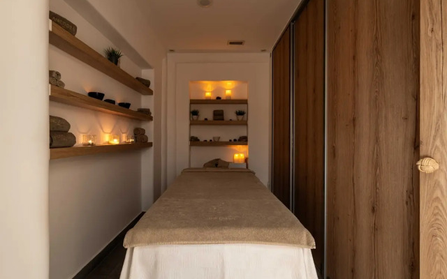 Rocabella Santorini Hotel & SPA
