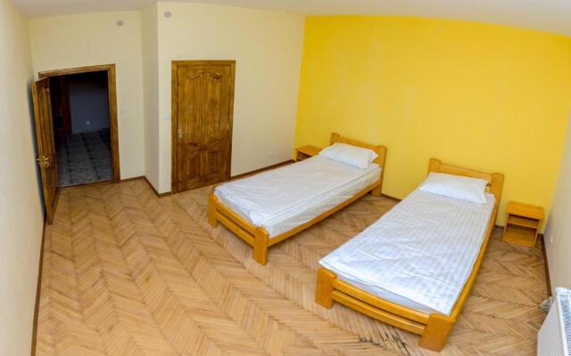 Dream Hostel Carpathians Rakhiv