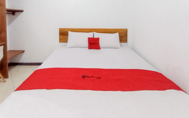 RedDoorz Syariah near Universitas Jenderal Soedirman 3 – Guest Rooms – Purwokerto