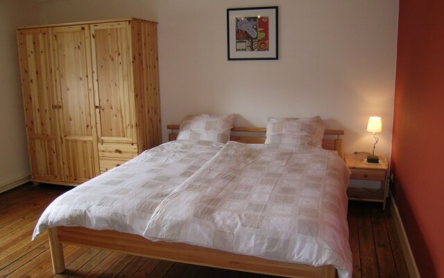 Comfy Holiday Home With Garden, Garden Furniture, Heating