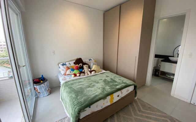 Lindo 2 suítes Piscina Ingleses