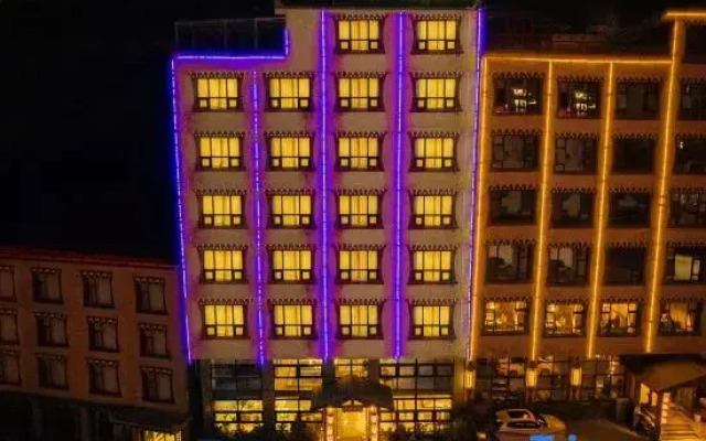 Jixiang Zilian Hotel