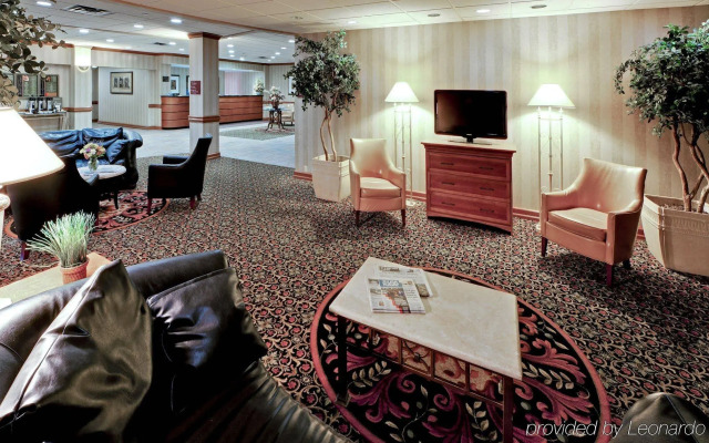 Radisson Hotel Rochester Airport