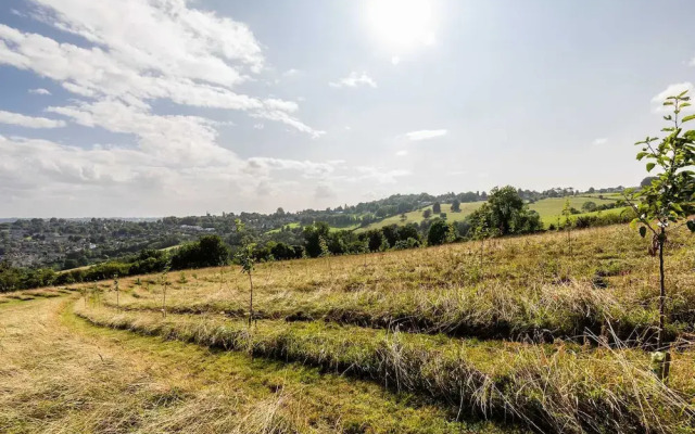 Luxury Glamping - Charlcombe Valley Orchards Bath
