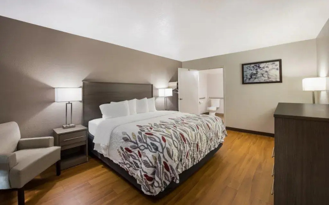 Red Roof Inn & Suites Thomasville
