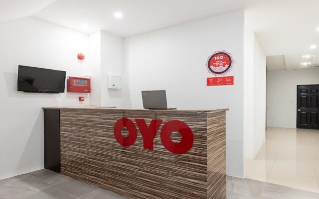 OYO 121 Nakpil Hotel