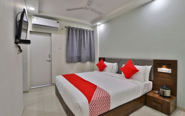 Crystal Service Apartments By OYO Rooms
