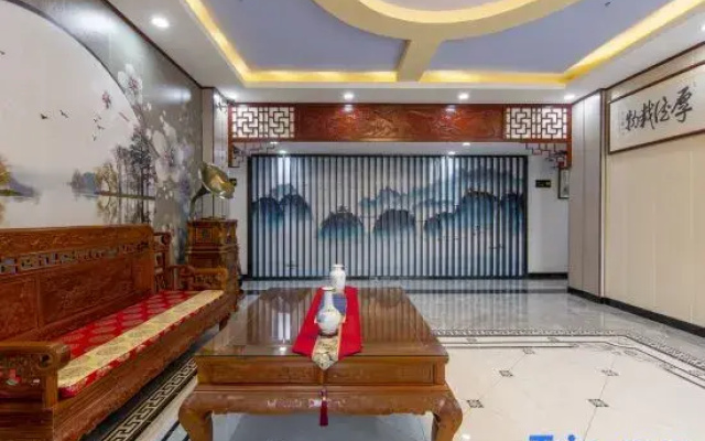 Yuxin Hotel