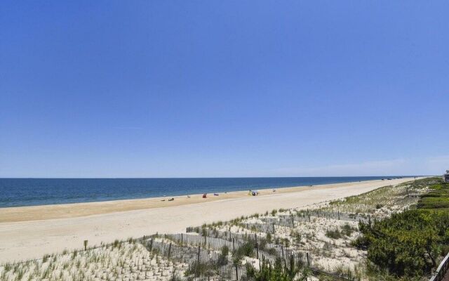 Seaside Villas Unit #9 by Long & Foster