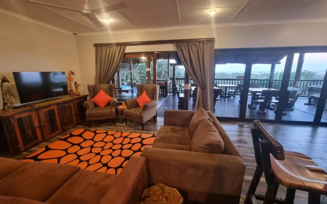Ndiza Lodge & Cabanas