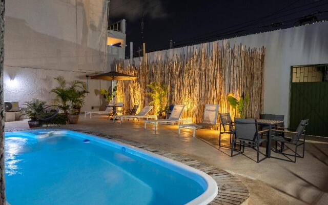 Capital O Hotel Rolovi Cancun