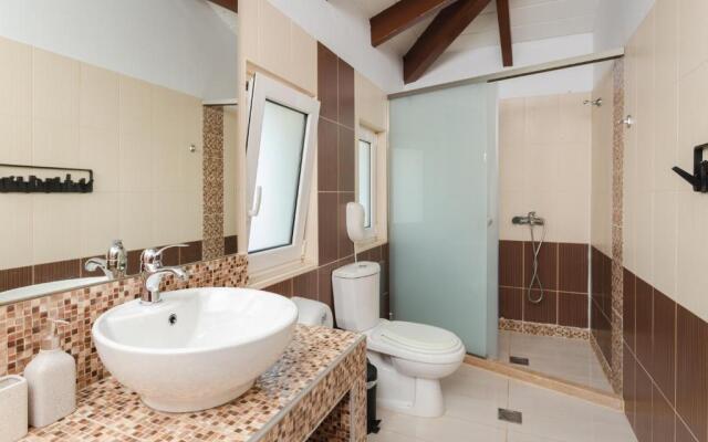 Elladas Villas with Pool at Kolympia!