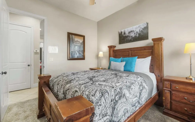 Owens Landing Amazing Views!