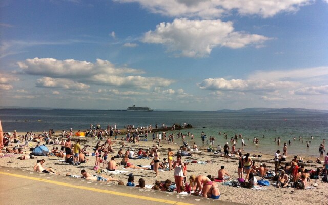 Galway Bay Sea View Apartments