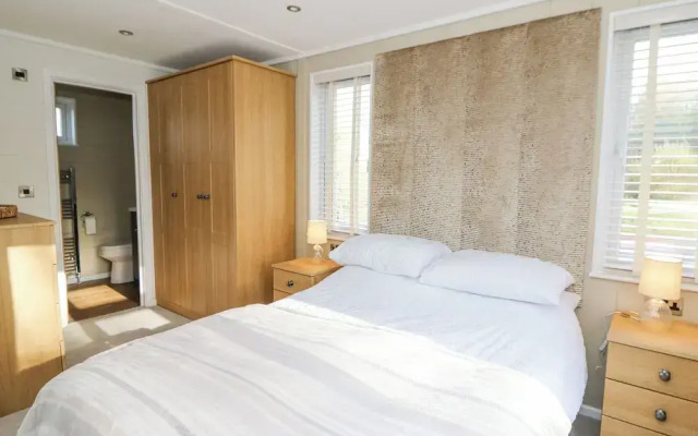Seren Lodge