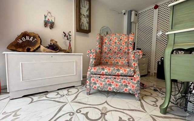 Monat Otel Hacimemis