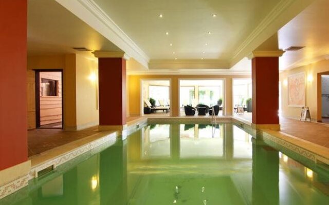 The Vineyards Resort