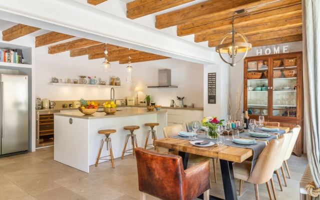 Mallorca Beautiful Villa With Pool in Puigpunyent