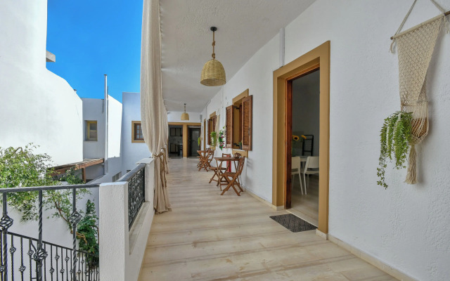 Studio Eva Studios & Apartments-5