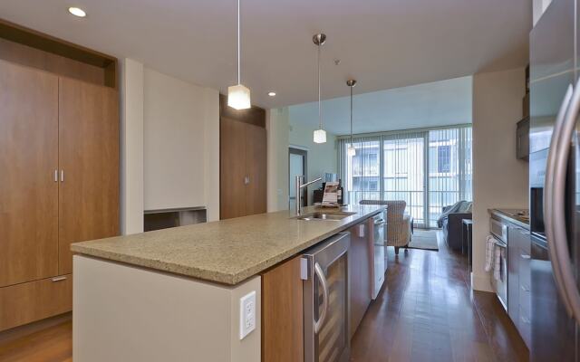 NEW Two bedroom condo in Channelside Tam
