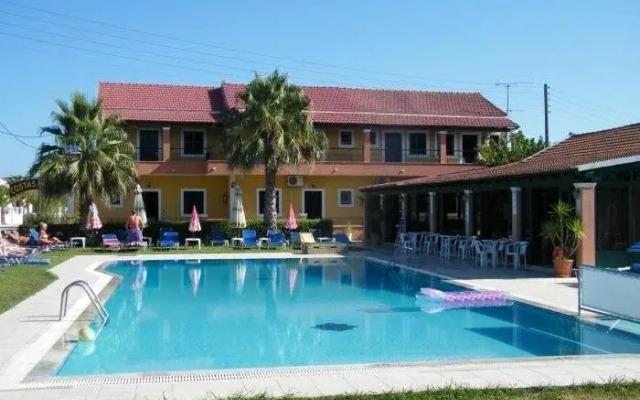 Adonis Apartments