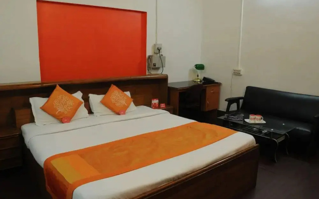 Baseraz by OYO Rooms