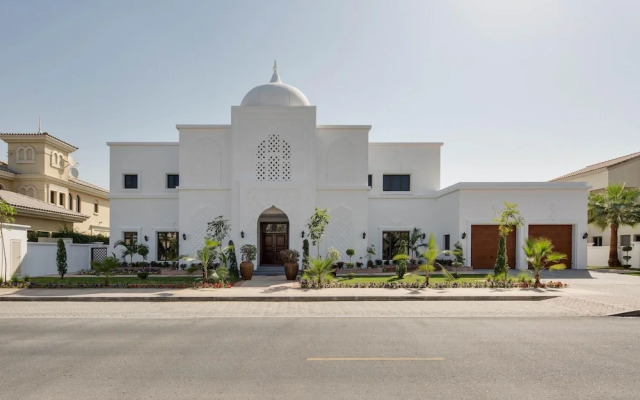 5 Villa w Private Pool Beach on Palm Jumeirah