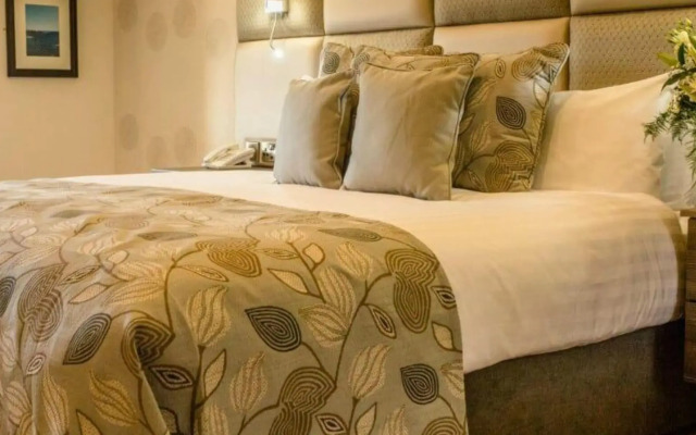 Mill Park Hotel