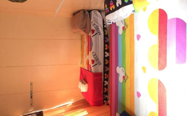 Pesona Backpackers Inn