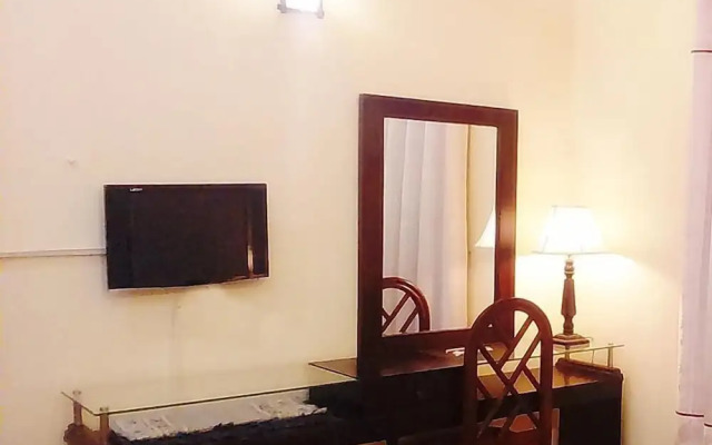 Hotel Executive Lodge