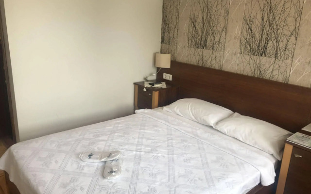 Apollon Hotel