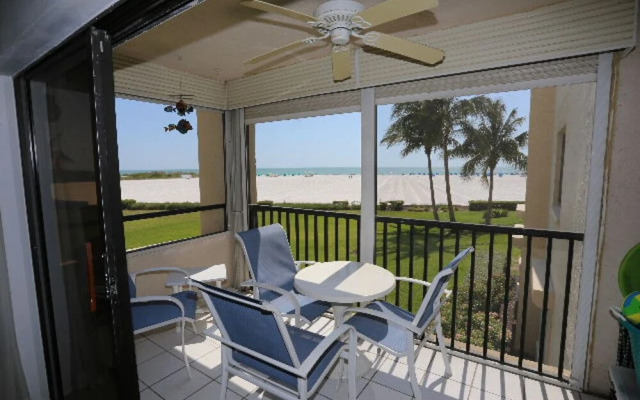 Sandarac by Distinctive Beach Rentals