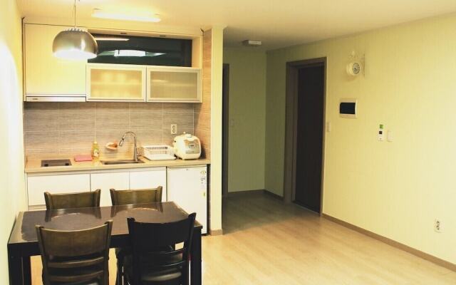 Yangyang Galmegi Pension