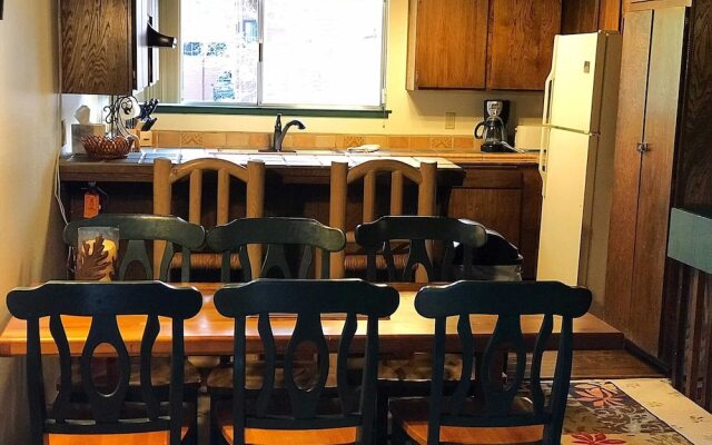 Mammoth S #221 2 Bedroom Condo