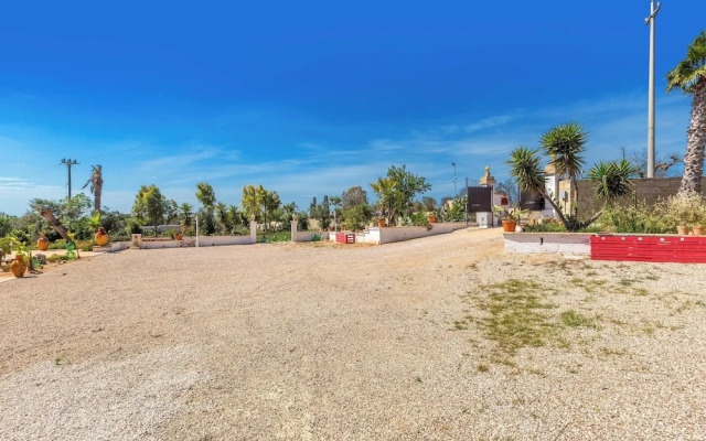 3769 Tenuta La Cornola by Barbarhouse