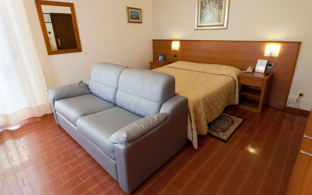 Parking Hotel Giardino