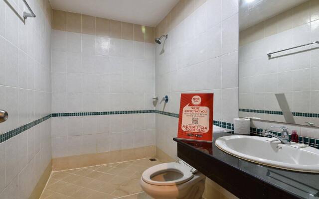 NIDA Rooms Patong Silk House