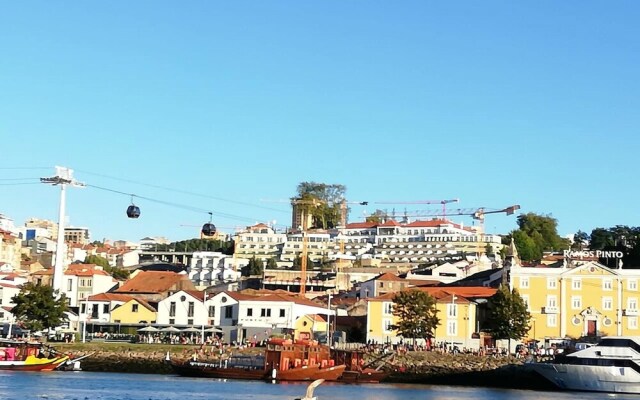 Property With 2 Bedrooms In Vila Nova De Gaia With Wonderful Sea View Terrace And Wifi