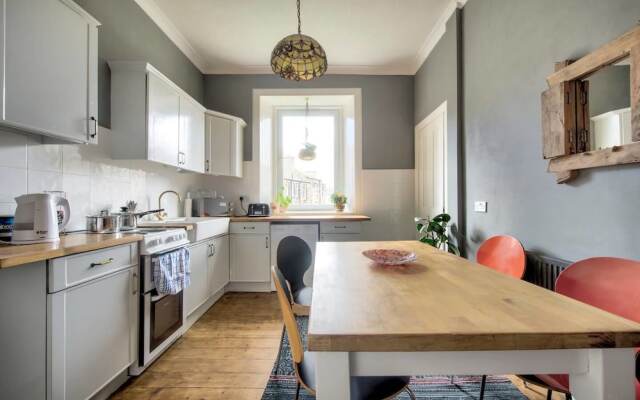 Bright And Homely 1Bdr Close To City Centre
