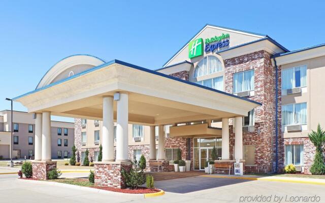 Holiday Inn Express Hotel & Suites Mountain Home, an IHG Hotel