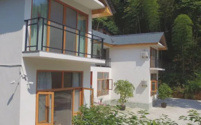 Xiaoma Benben Guesthouse – Outside – Yibin