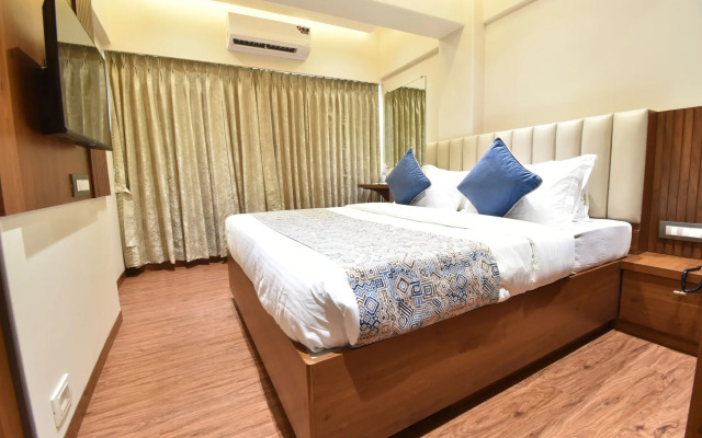 Hotel Kalpana Palace