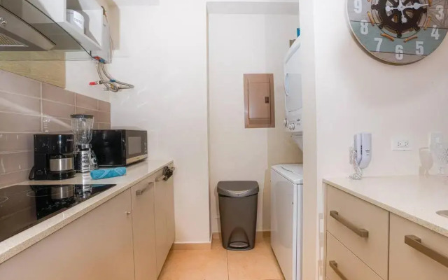 Condo Gorgona Beach Apartamento de Lujo de 2 Habitaciones