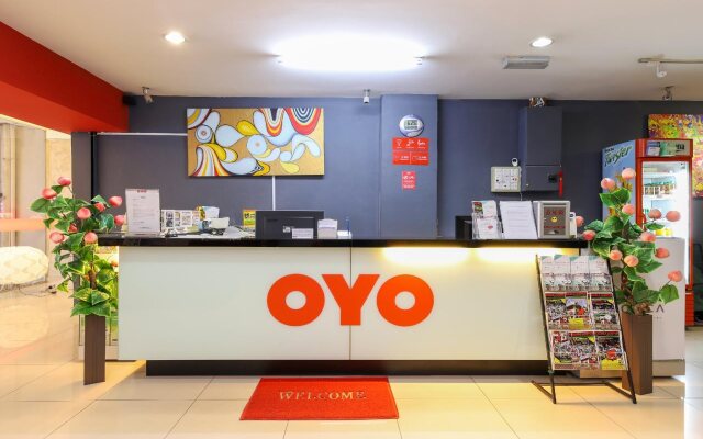 Super OYO 761 City Hotel