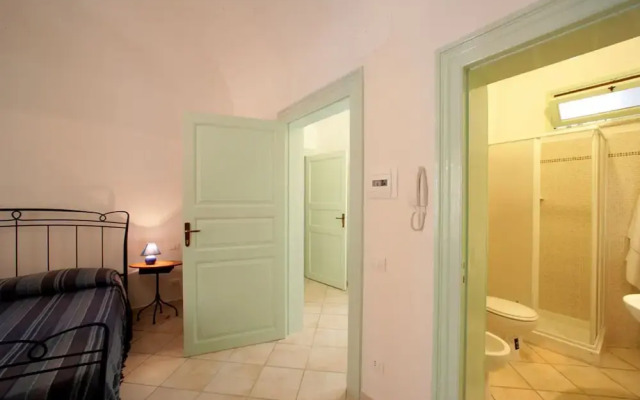 Flavica Home Holiday